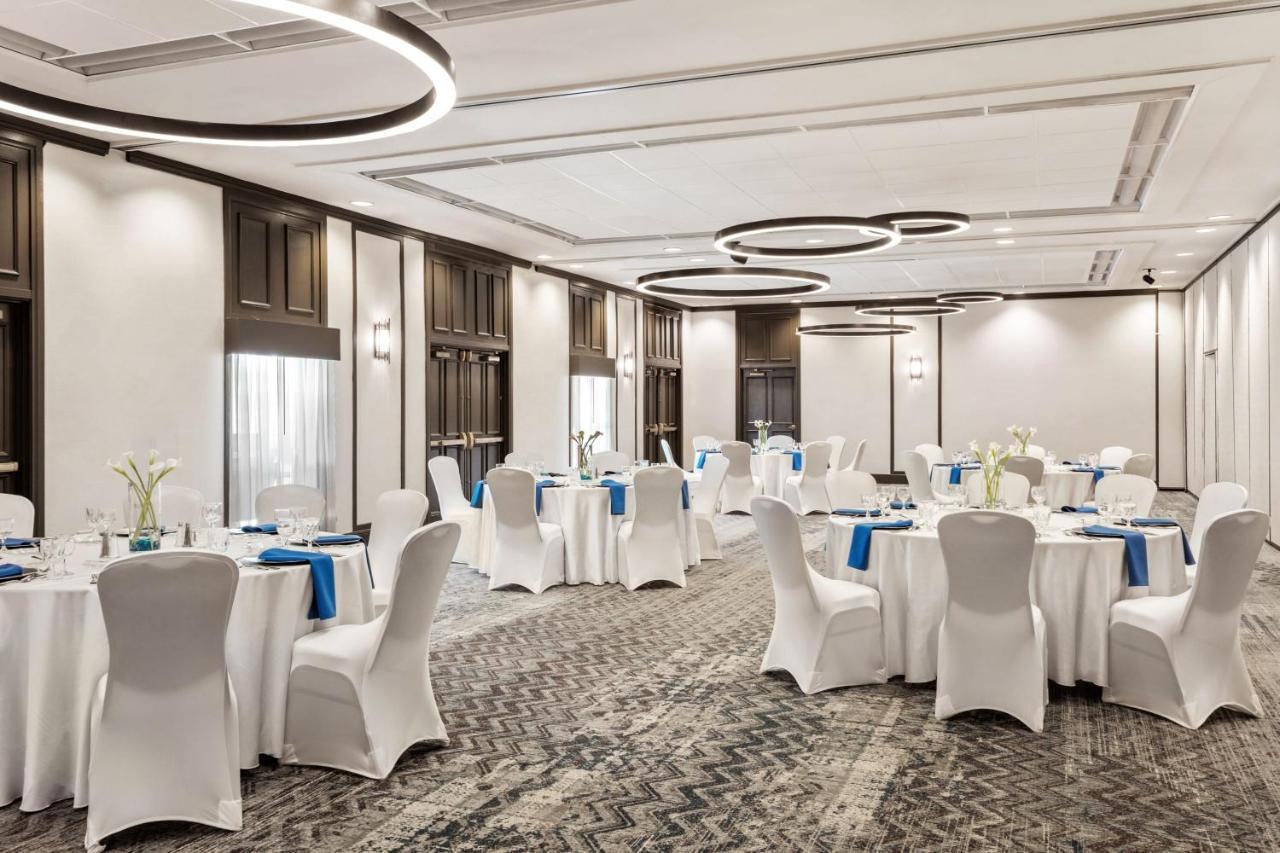 Delta Hotels By Marriott Burlington Zewnętrze zdjęcie
